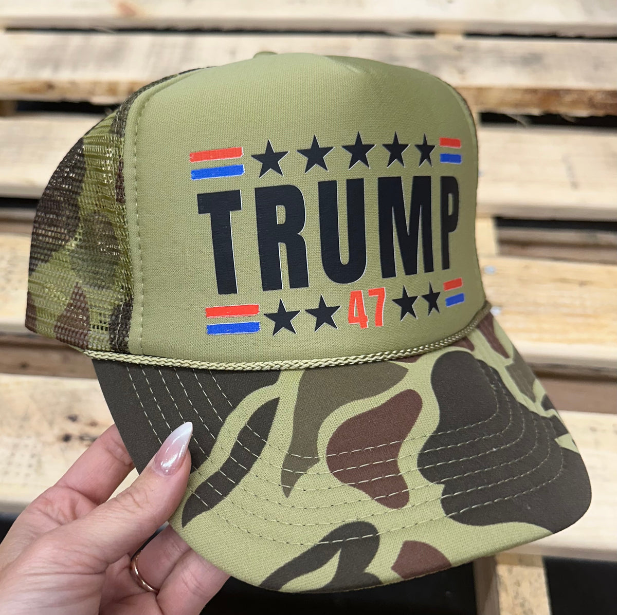 Donald shops trump camo hat